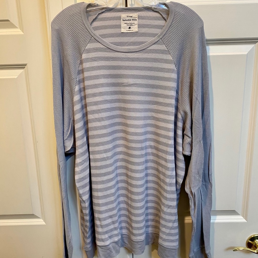 Splendid Mills Men’s Grey & White Long Sleeve Tee - Picture 3 of 5